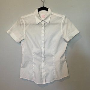 Brooks Brothers 346 Tailored Short Sleeve Non-Iron White Shirt - Size 4P